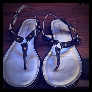 Women's Black and Gold Sandal